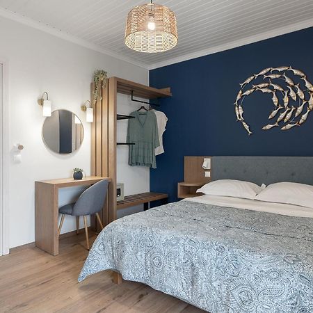 Captain'S Seafront Apartments 니드리 외부 사진